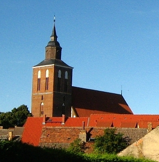 Bild St. Petri Kirche Altentreptow