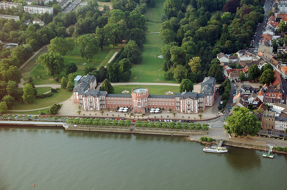 Bild Schloss Biebrich Wiesbaden