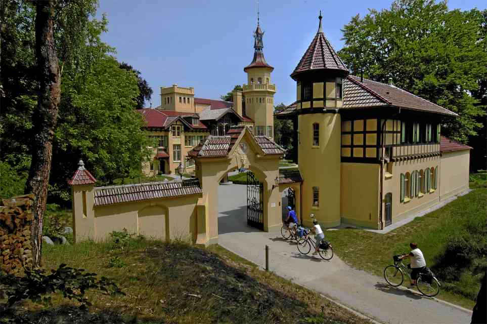 Bild Schloss Hubertushöhe Storkow