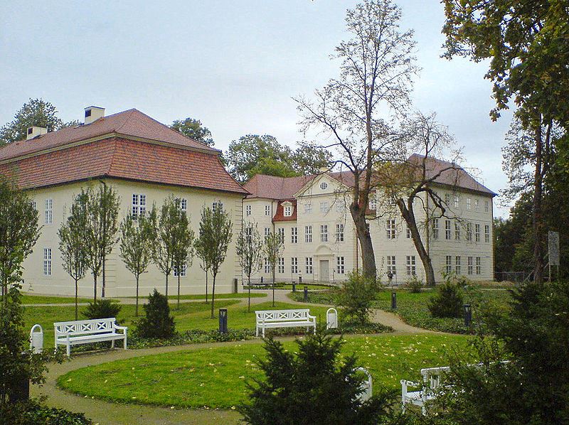 Bild 3-Königinnen-Palais Schlossinsel Mirow