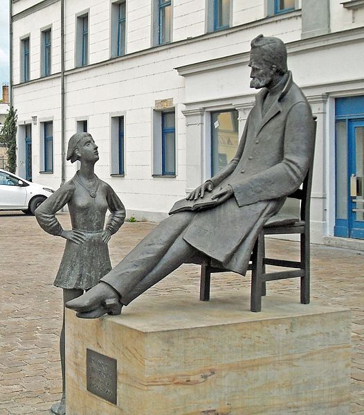 Bild Nietzsche Denkmal Naumburg