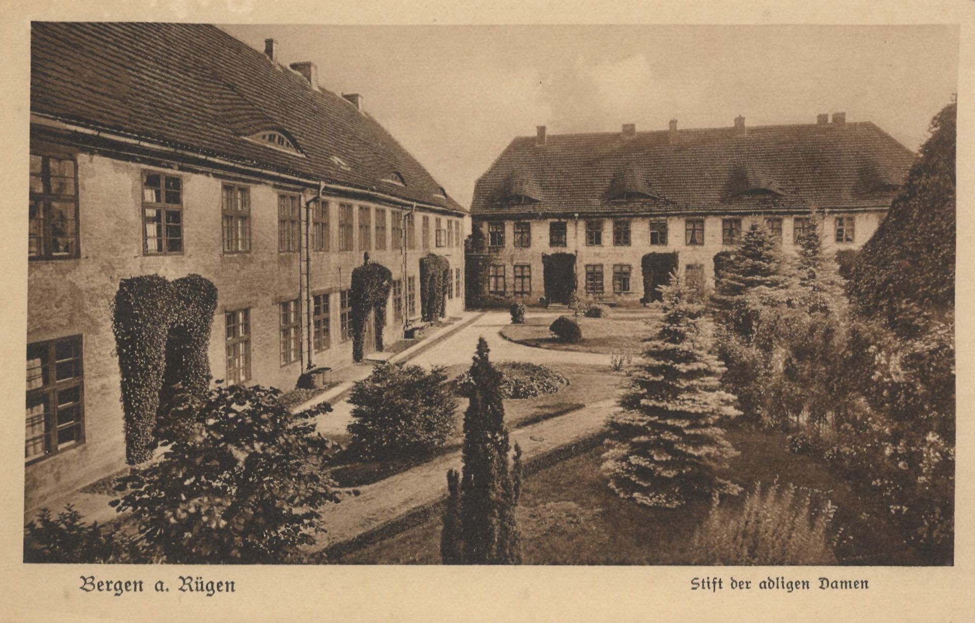 Bild Historischer Klosterhof Bergen auf Rügen