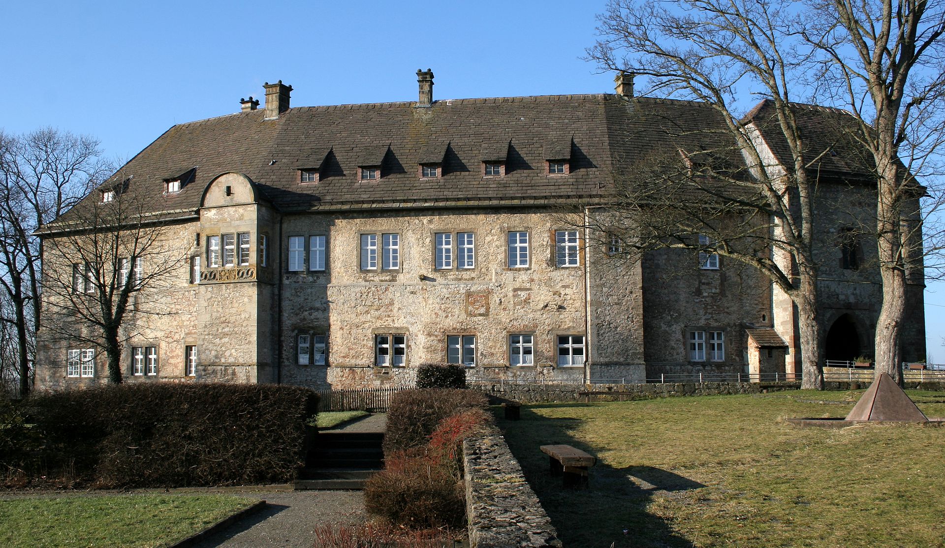 Bild Burg Dringenberg Bad Driburg
