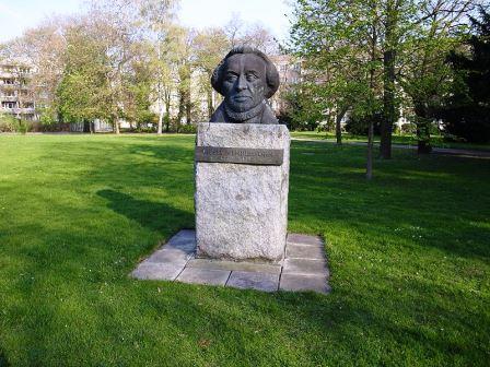 Bild Moses Mendelssohn Denkmal Dessau