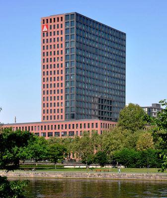 Bild Hochhaus IG Metall Mainforum Frankfurt