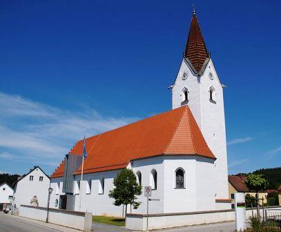Bild Pfarrkirche St. Peter Wenzenbach