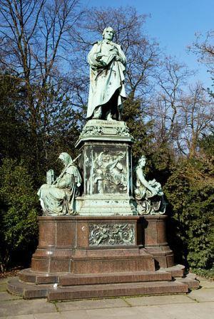 Bild Cornelius Denkmal Düsseldorf