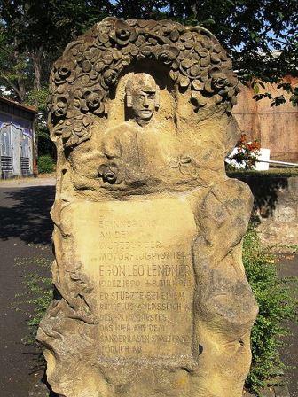 Bild Leo Lendner Denkmal Würzburg