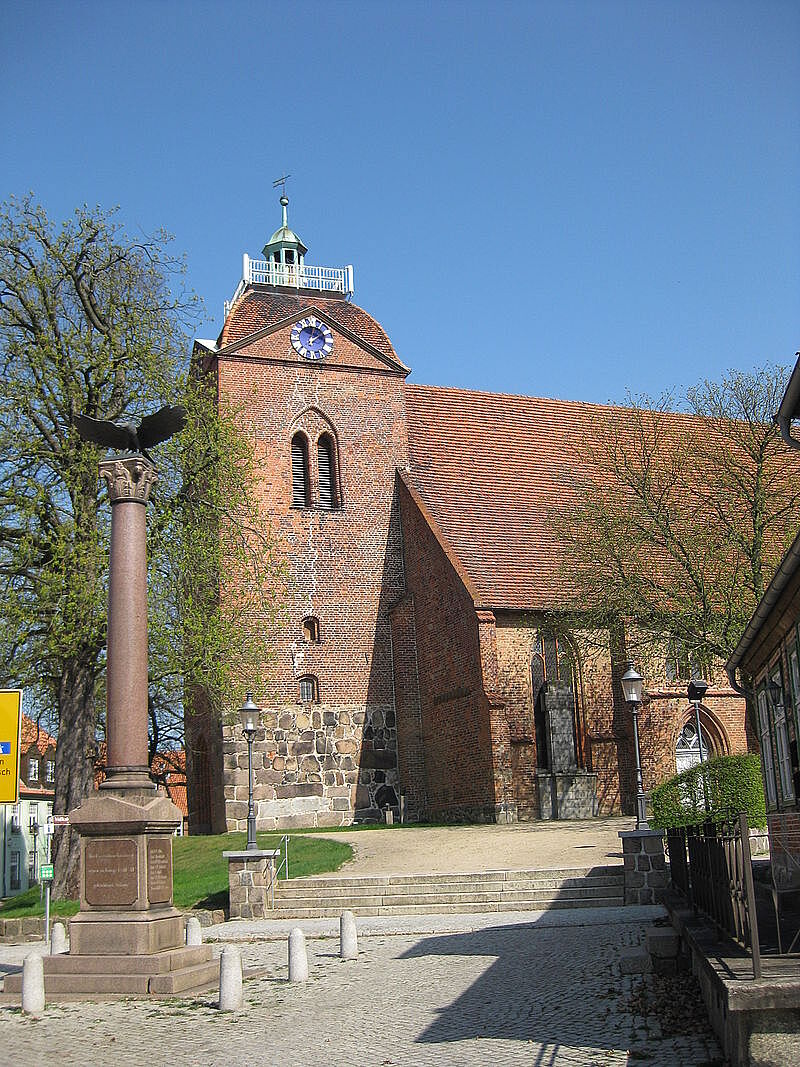Bild St. Laurentiuskirche Schönberg
