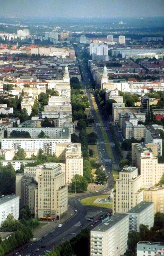 Bild Karl Marx Allee Berlin