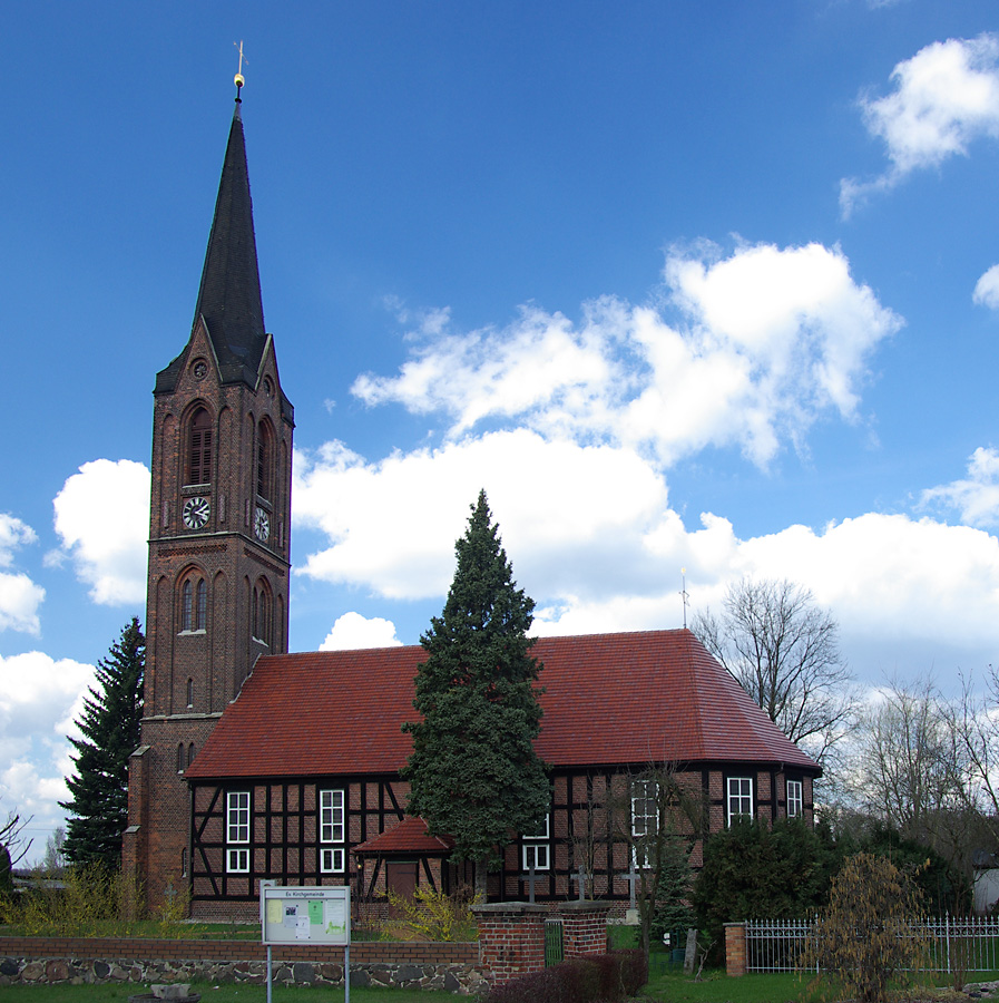 Bild Evangelische Kirche Dissen Striesow