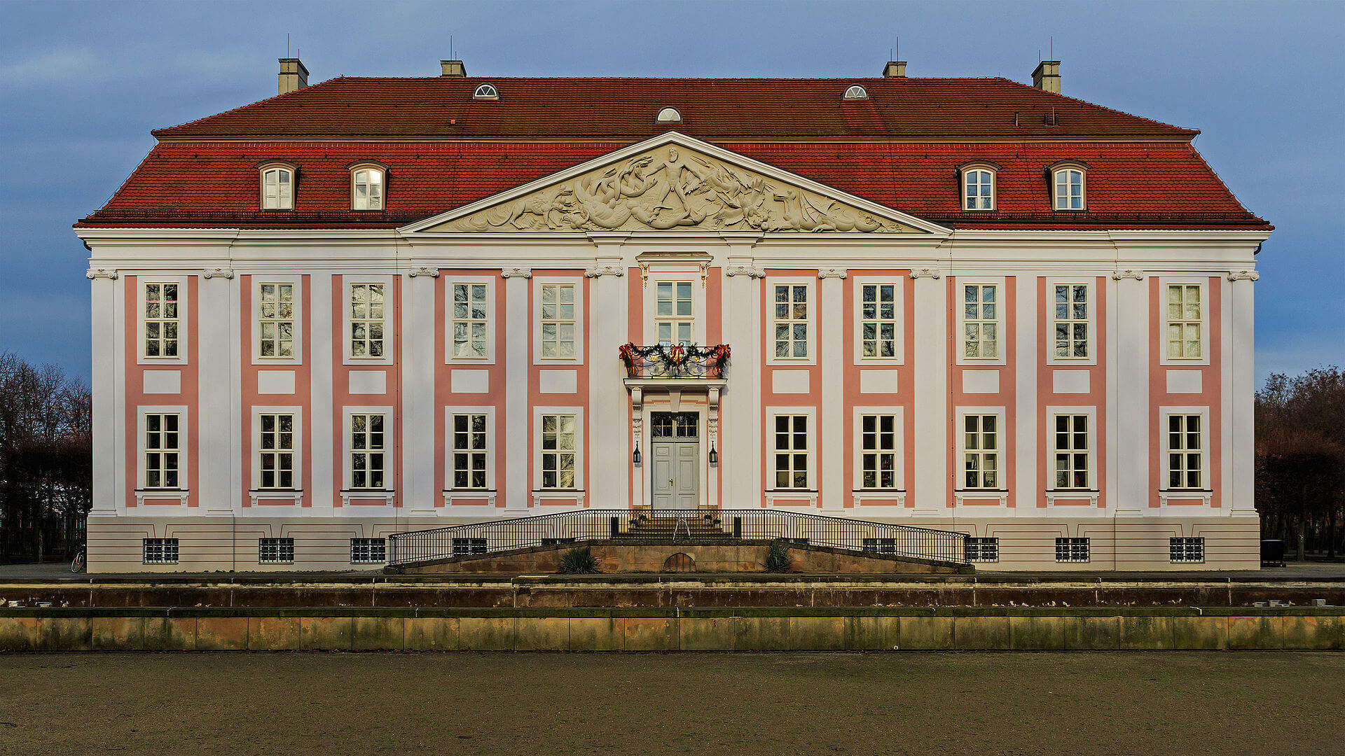 Bild Schloss Berlin Friedrichsfelde