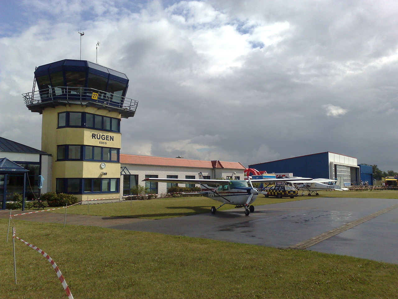 Bild Flugplatz Rügen Güttin