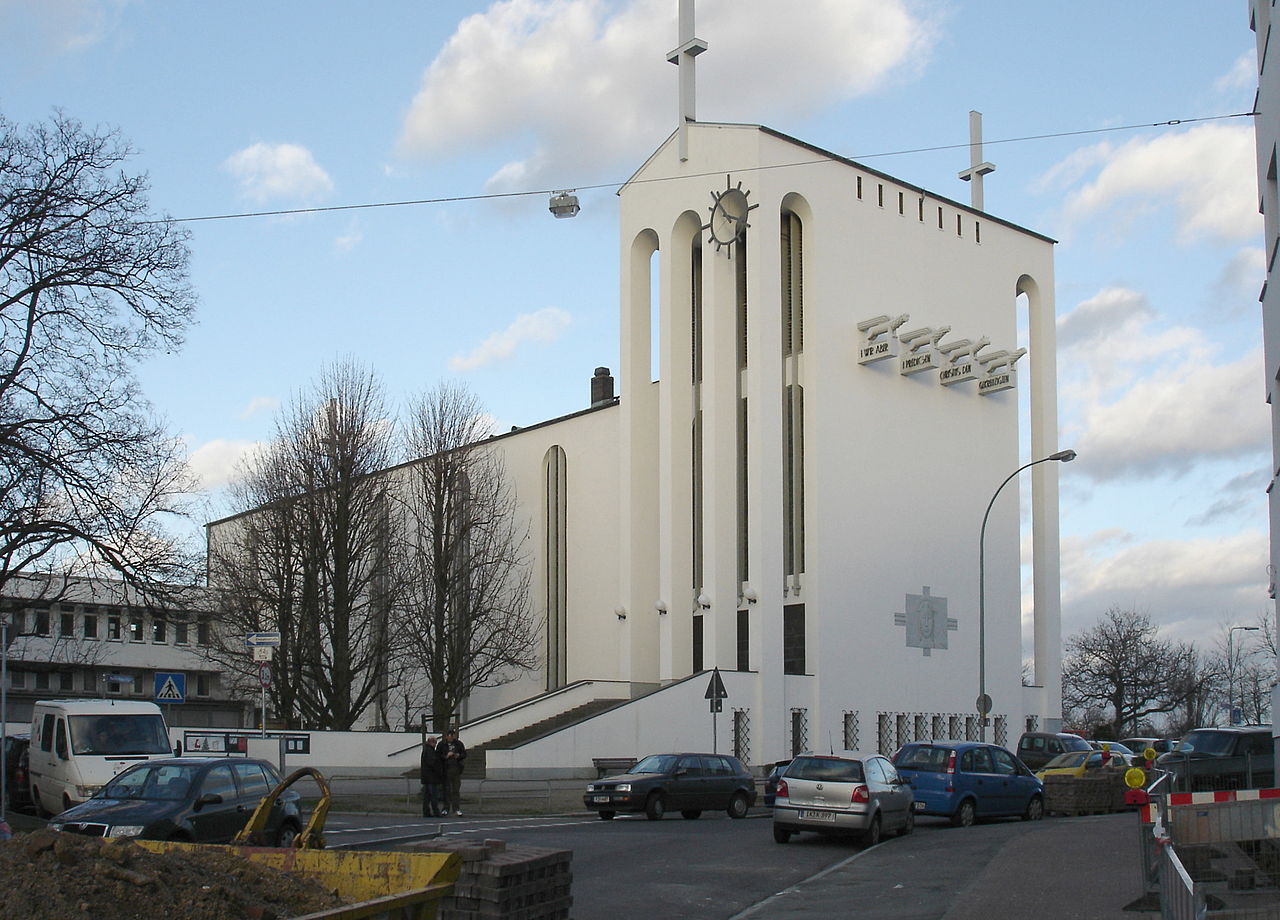 Bild Heilig Kreuz Kirche Frankfurt Bornheim