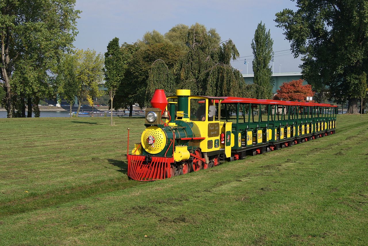 Bild Kleinbahn im Rheinpark Köln