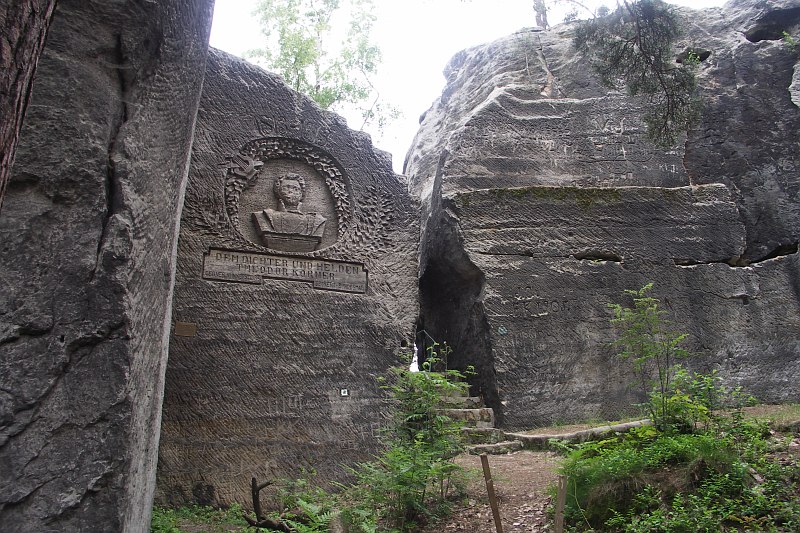 Bild Körner Relief am Hohlstein