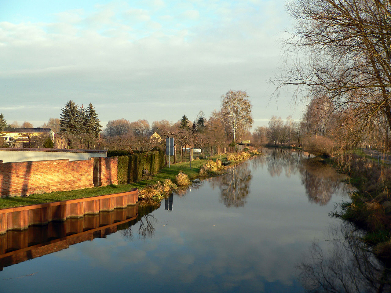 Bild Bootsfahrt auf den Finowkanal Eberswalde