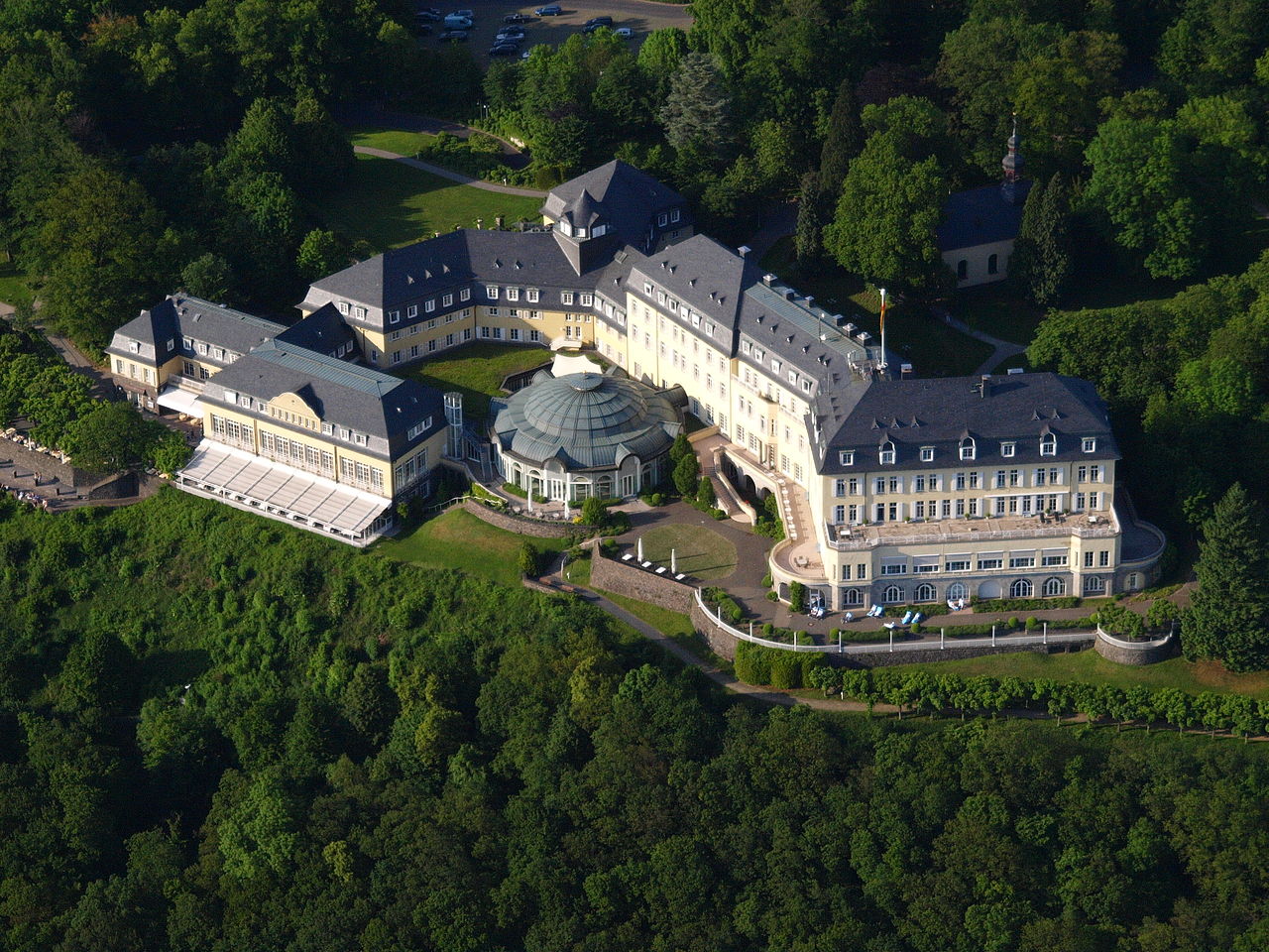 Bild Steigenberger Grandhotel Petersberg Königswinter