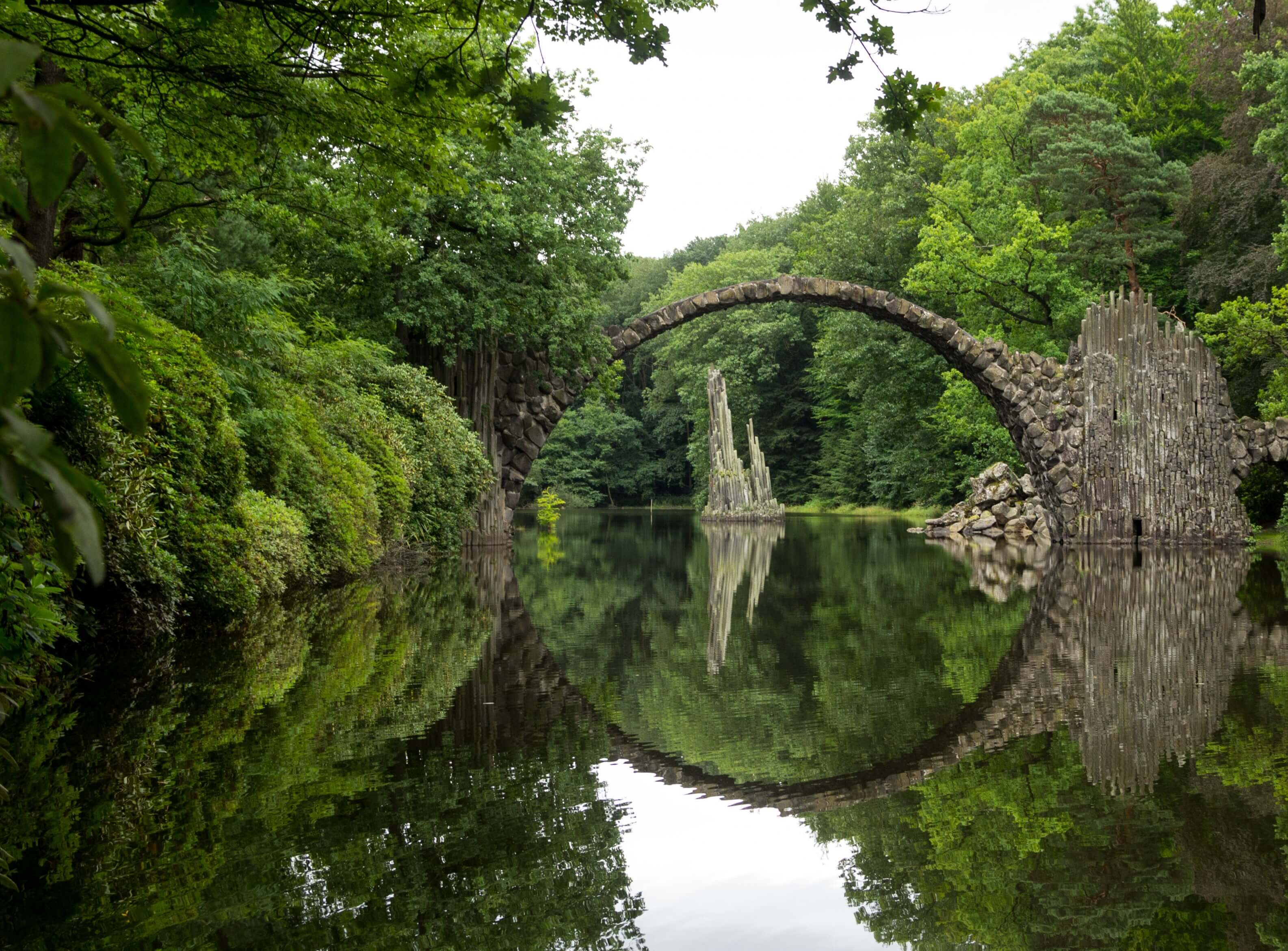 Bild Rakotzbrücke Teufelsbrücke Gablenz Sachsen