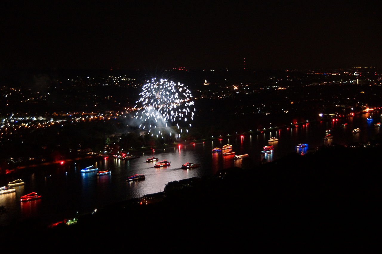 Bild Rhein in Flammen am Siebengebirge Bonn