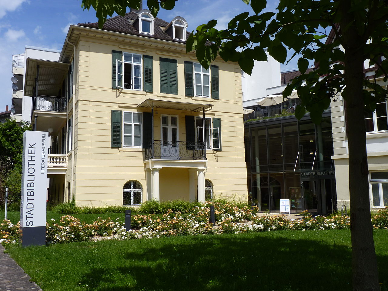 Bild Literaturmuseum im Gartenhaus der Stadtbibliothek Baden Baden