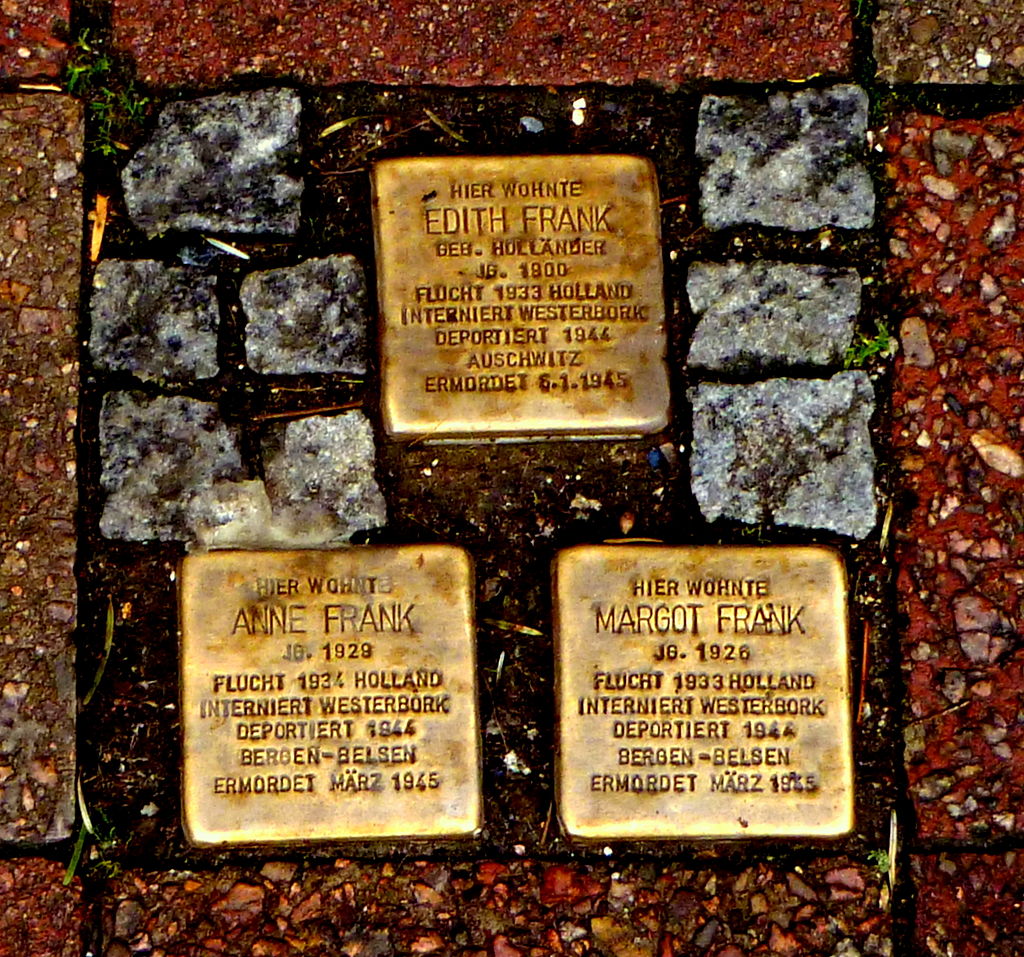 Bild Stolpersteine für die Familie Frank in Aachen