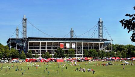 Bild RheinEnergieStadion Köln