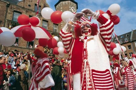 Bild Königsallee Düsseldorf (Kö) zum Karneval