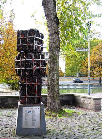 Bild Denkmal für Kurt Schwitters und Karl Jakob Hirsch Hannover